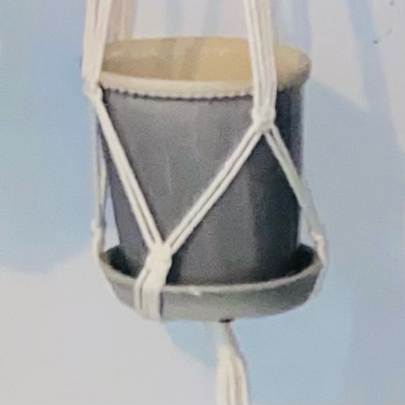 🪴Like New-2 Cream Macrame Pot/Plant Hangers-& 2 One Of A Kind Pottery Planters - Picture 13 of 16